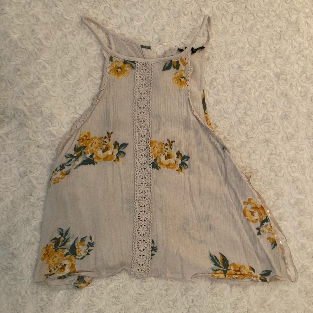 Kendall & Kylie shirt